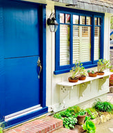 painting summer cottage