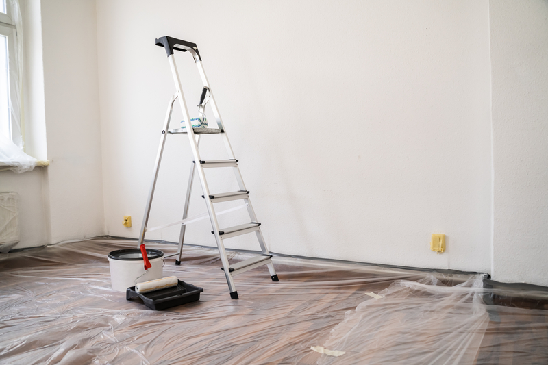 How to Prepare Your Walls for Painting - Benjamin Moore West Hillhurst paint - Paint Store - Featured Image